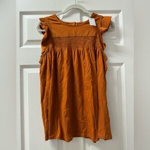 A pea in the pod new M maternity top